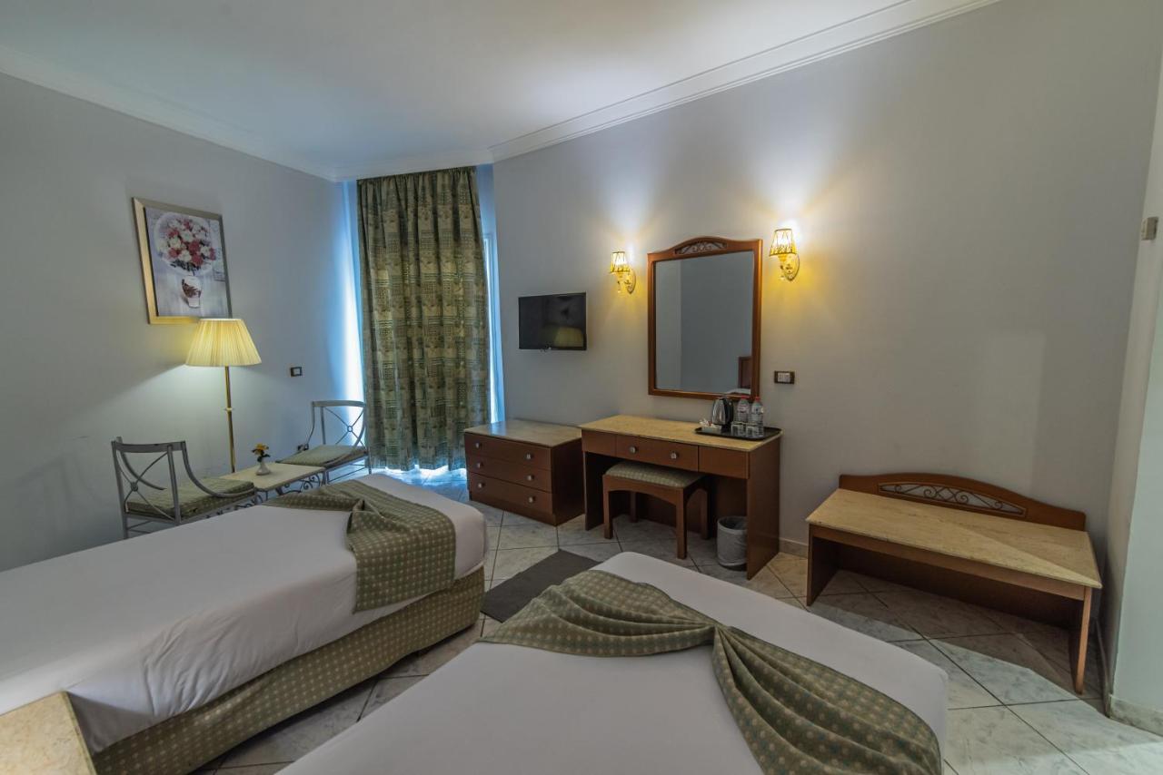 Dexon Roma Hotel フルガダ エクステリア 写真