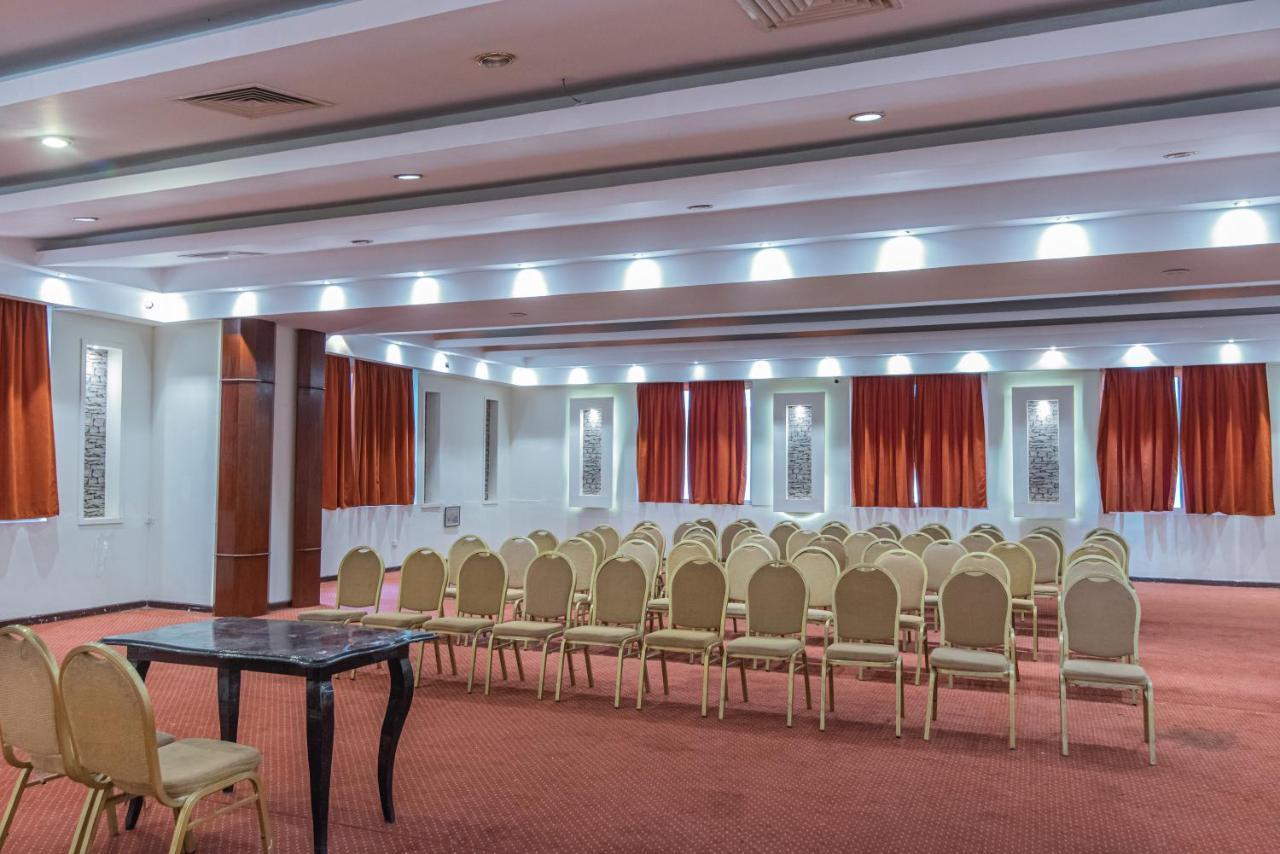 Dexon Roma Hotel フルガダ エクステリア 写真
